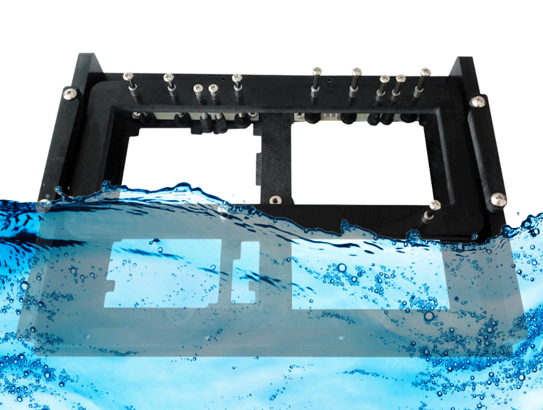 Aqueous solder carrier cleaning Solder carrier cleaning